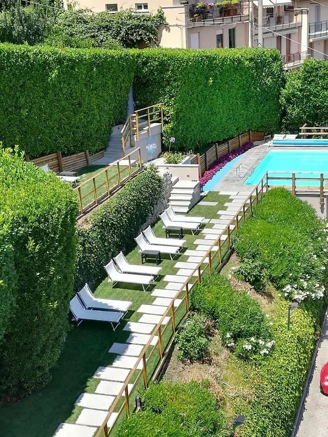 Hotel Ristorante Parco Belvedere 3*, Pescate